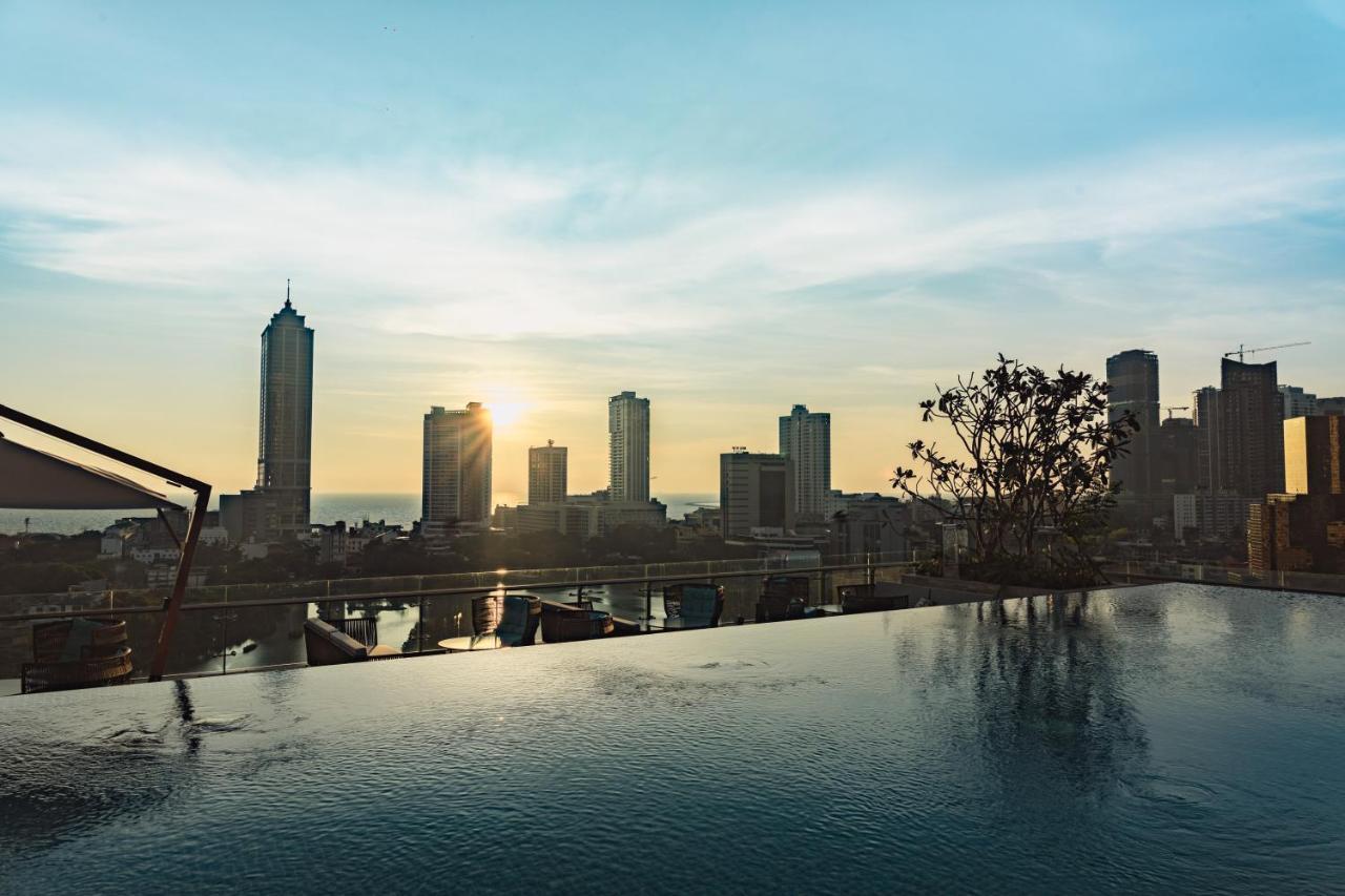 Courtyard By Marriott Colombo Otel Dış mekan fotoğraf