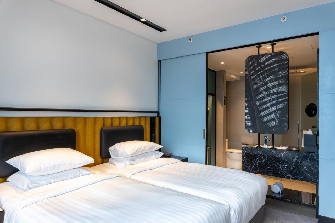 Courtyard By Marriott Colombo Otel Dış mekan fotoğraf