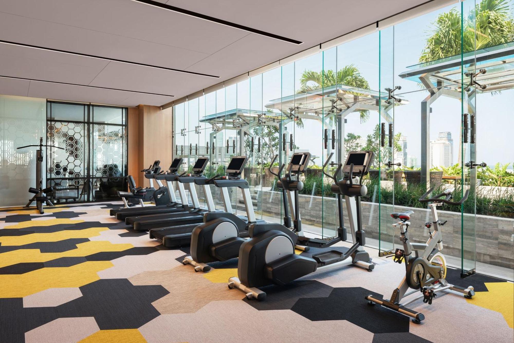Courtyard By Marriott Colombo Otel Dış mekan fotoğraf